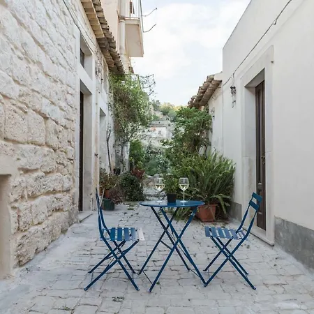 Casa vacanze Paris Place *